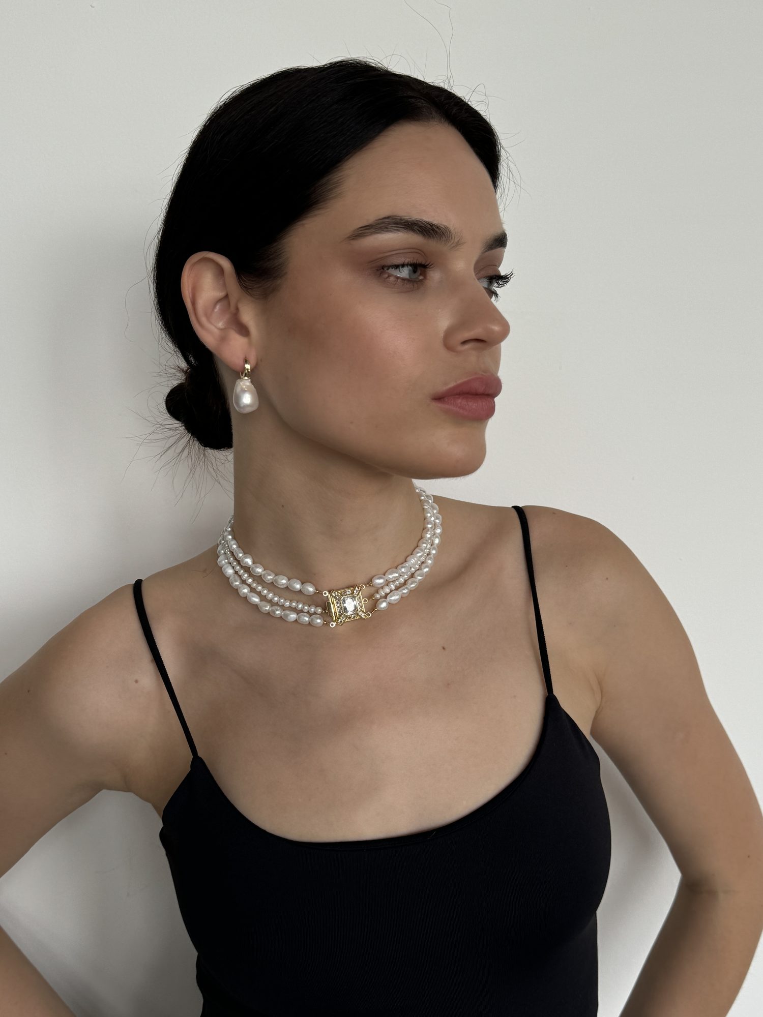 Pearl Chokers