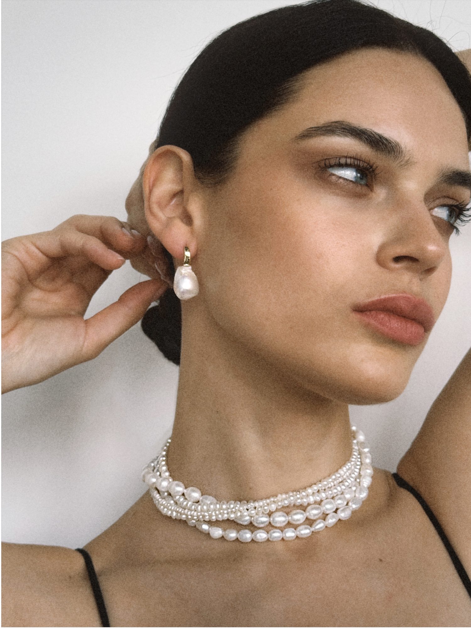 Pearl Chokers